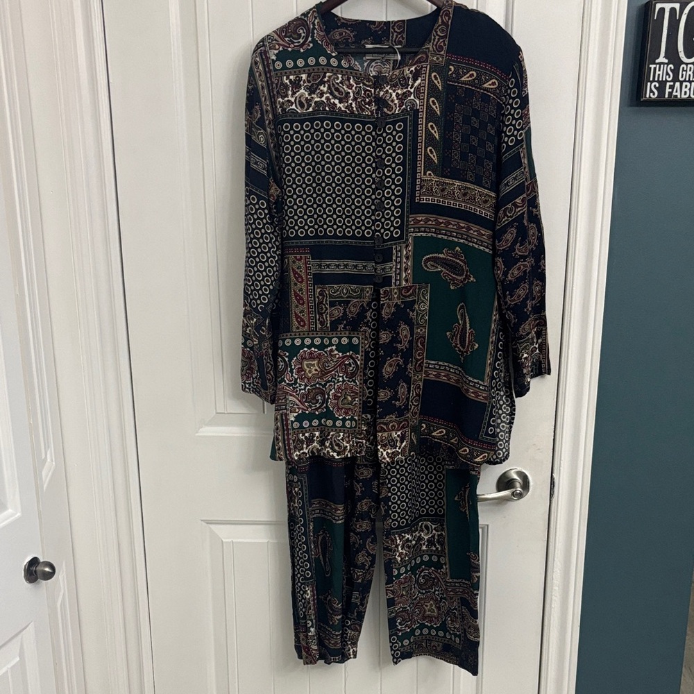 BEECHERS BROOK Vintage Patterned Two-Piece Set
